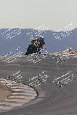 media/Sep-21-2025-Race Pace (Sun) [[98bf33ef95]]/Non Verified/1-Turns 9 and 10 (8am)/